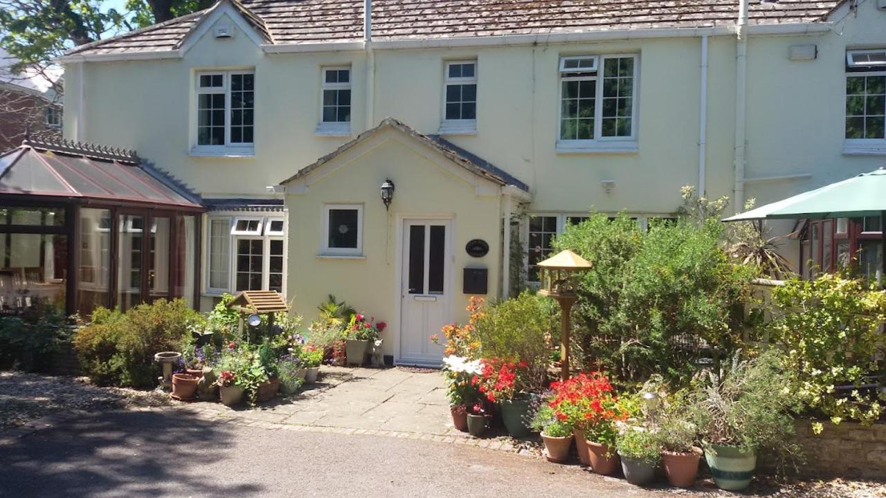 בורנמות' Coach House Cottage מראה חיצוני תמונה